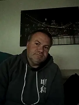 Pourleplasirs online show from May 2026 12:17:02 AM