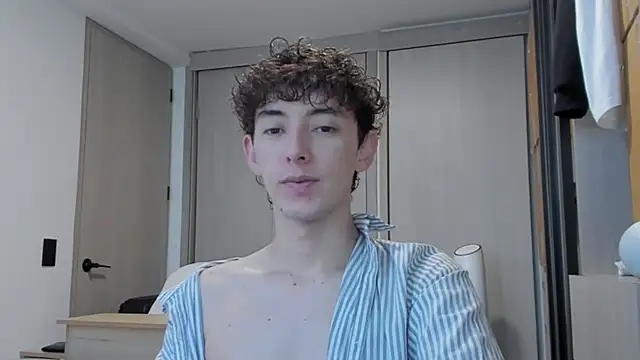 miketwink online show from September 2025 09:37:01 PM