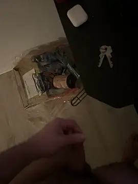 Snapshot of Mo_2003 chatting on January 2025 01:22:02 AM Mo 2003 online show from January 2025 01:22:02 AM