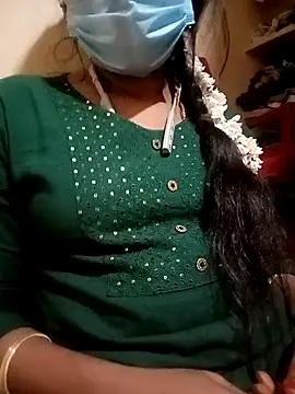 Snapshot of Tamil_roja17 chatting on February 2025 07:39:01 PM Tamil roja17 online show from February 2025 07:39:01 PM