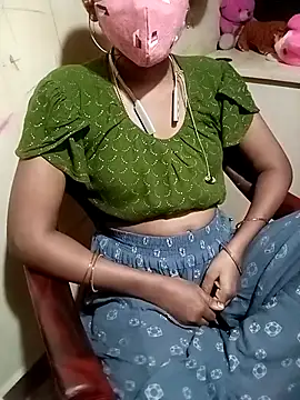 Snapshot of Tamil_roja17 chatting on February 2025 05:09:02 PM Tamil roja17 online show from February 2025 05:09:02 PM