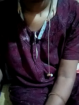 Snapshot of Tamil_roja17 chatting on March 2025 08:46:01 AM Tamil roja17 online show from March 2025 08:46:01 AM