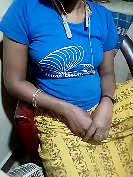 Snapshot of Tamil_roja17 chatting on March 2025 05:50:02 PM Tamil roja17 online show from March 2025 05:50:02 PM