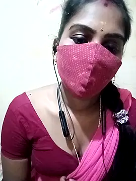 Snapshot of Tamil_roja17 chatting on October 2025 06:52:01 PM Tamil roja17 online show from October 2025 06:52:01 PM