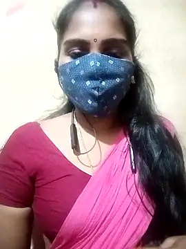 Snapshot of Tamil_roja17 chatting on October 2025 05:51:02 PM Tamil roja17 online show from October 2025 05:51:02 PM