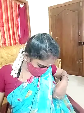 Snapshot of Tamil_roja17 chatting on November 2025 06:24:02 AM Tamil roja17 online show from November 2025 06:24:02 AM