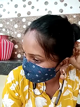 Snapshot of Tamil_roja17 chatting on November 2025 02:56:02 AM Tamil roja17 online show from November 2025 02:56:02 AM