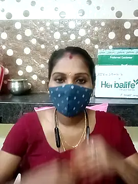 Snapshot of Tamil_roja17 chatting on November 2025 04:40:02 PM Tamil roja17 online show from November 2025 04:40:02 PM