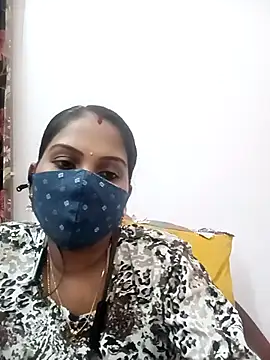 Snapshot of Tamil_roja17 chatting on January 2026 05:15:01 PM Tamil roja17 online show from January 2026 05:15:01 PM