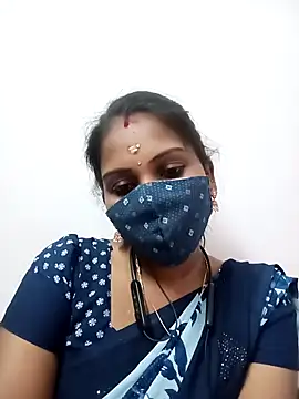 Snapshot of Tamil_roja17 chatting on January 2026 05:48:01 PM Tamil roja17 online show from January 2026 05:48:01 PM