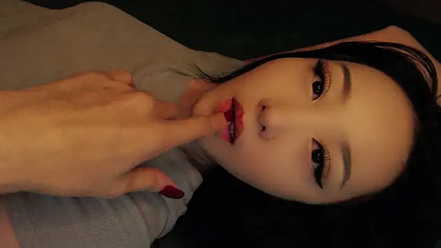 Fudzik0 online show from March 2026 02:37:01 AM