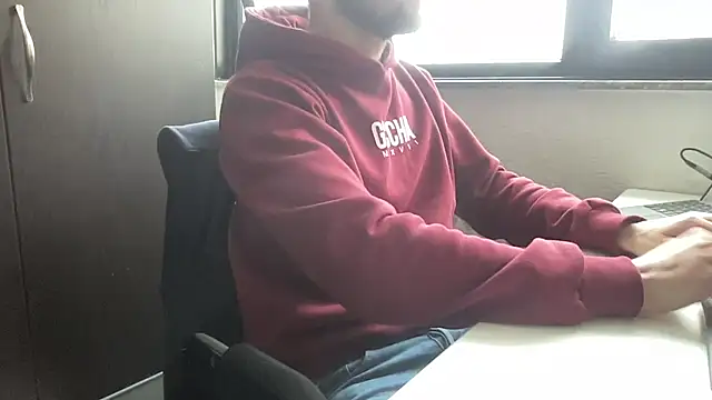 Snapshot of bullyboyy chatting on January 2026 09:57:02 AM bullyboyy online show from January 2026 09:57:02 AM