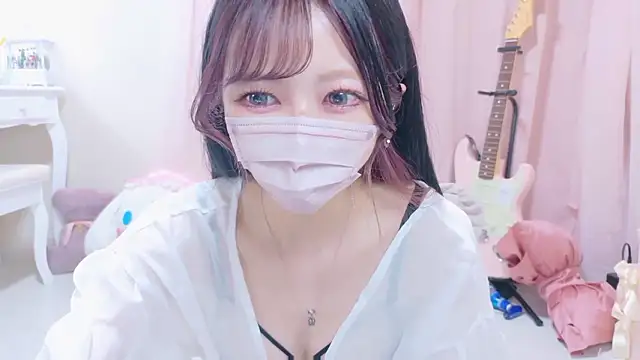 Snapshot of Megu-mimi chatting on September 2025 01:14:02 PM Megu-mimi online show from September 2025 01:14:02 PM