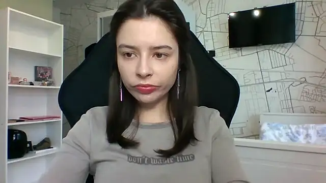 LariceSexy online show from December 2025 01:05:02 PM