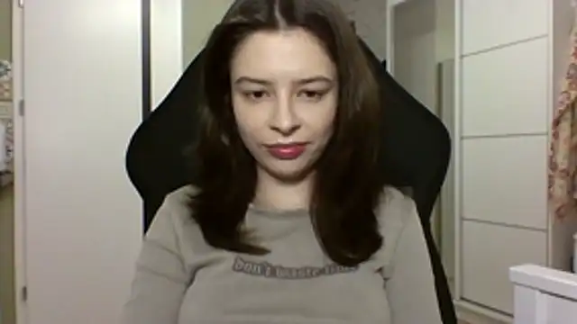 LariceSexy online show from December 2025 07:09:01 PM