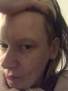 Snapshot of blondey206 chatting on February 2025 04:14:02 AM blondey206 online show from February 2025 04:14:02 AM