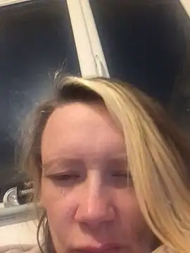 Snapshot of blondey206 chatting on March 2025 11:53:01 PM blondey206 online show from March 2025 11:53:01 PM