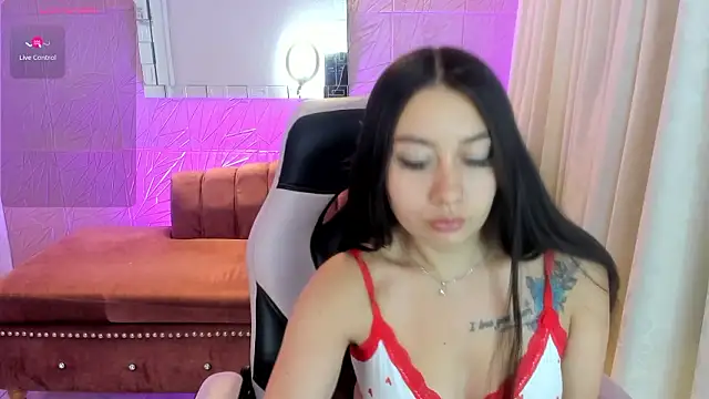 miss isabella m online show from February 2026 01:31:02 PM