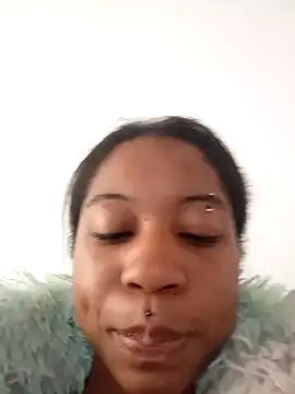 Zaira Rose  online show from October 2025 01:32:02 PM