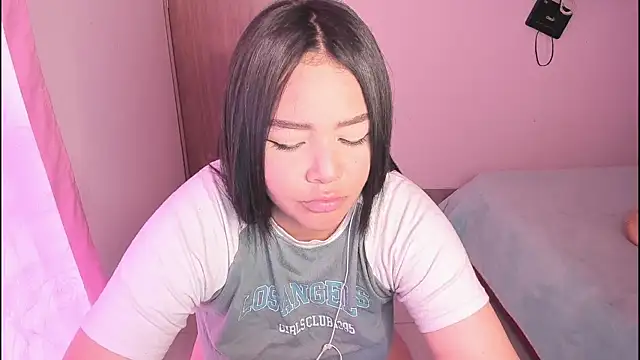 Snapshot of ImamDahian chatting on February 2025 10:28:01 PM ImamDahian online show from February 2025 10:28:01 PM