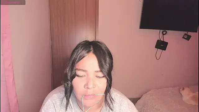 Snapshot of ImamDahian chatting on March 2025 01:05:01 AM ImamDahian online show from March 2025 01:05:01 AM