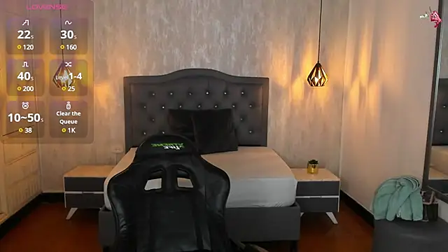 Snapshot of Hadley_ chatting on March 2025 03:20:01 AM Hadley online show from March 2025 03:20:01 AM