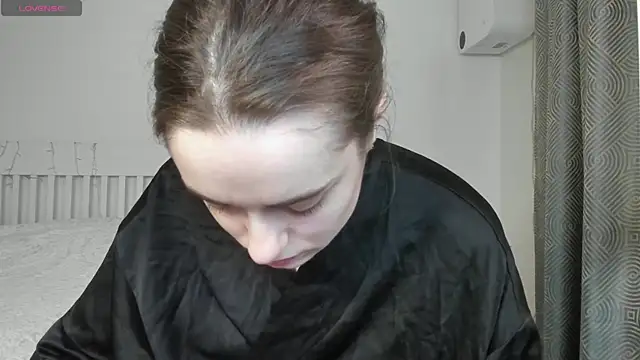 Snapshot of Hustle_Babyy chatting on September 2025 05:02:01 PM Hustle Babyy online show from September 2025 05:02:01 PM