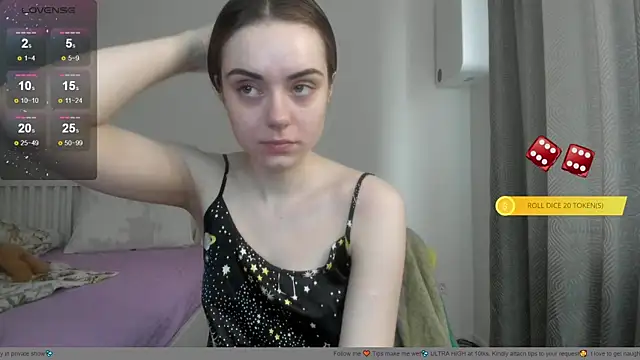 Snapshot of Hustle_Babyy chatting on November 2025 08:15:02 AM Hustle Babyy online show from November 2025 08:15:02 AM