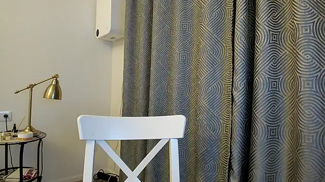 Snapshot of Hustle_Babyy chatting on February 2026 06:14:01 PM Hustle Babyy online show from February 2026 06:14:01 PM