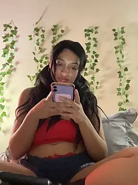 Snapshot of Cristinasunny chatting on November 2025 04:35:01 AM Cristinasunny online show from November 2025 04:35:01 AM