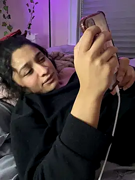 Snapshot of Cristinasunny chatting on December 2025 11:48:01 AM Cristinasunny online show from December 2025 11:48:01 AM