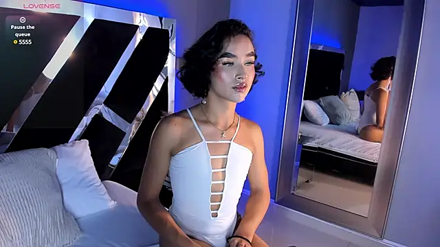 AliDiaz  online show from February 2025 07:19:02 PM