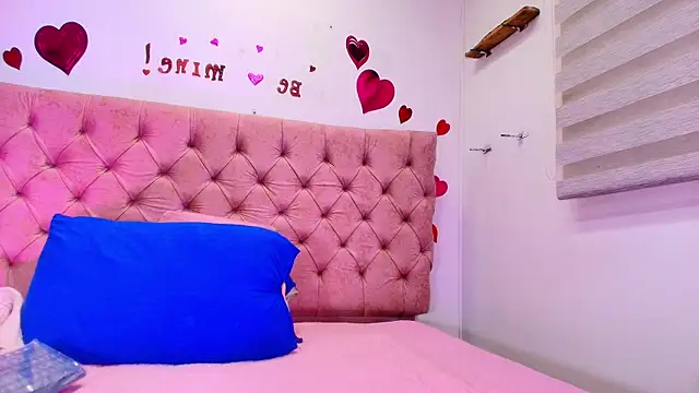 Snapshot of sharlott_miller chatting on February 2025 11:52:01 AM sharlott miller online show from February 2025 11:52:01 AM