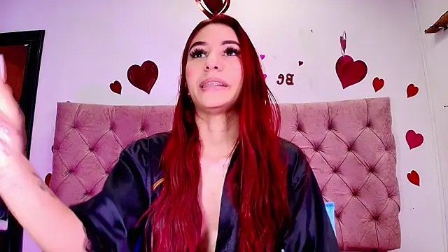 Snapshot of sharlott_miller chatting on March 2025 03:17:02 PM sharlott miller online show from March 2025 03:17:02 PM