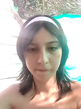 Maiden-Hot online show from February 2025 07:33:01 PM