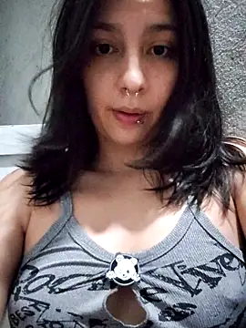 Maiden-Hot online show from March 2026 06:38:02 AM