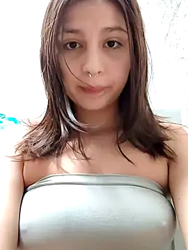 Maiden-Hot online show from May 2026 08:06:02 PM
