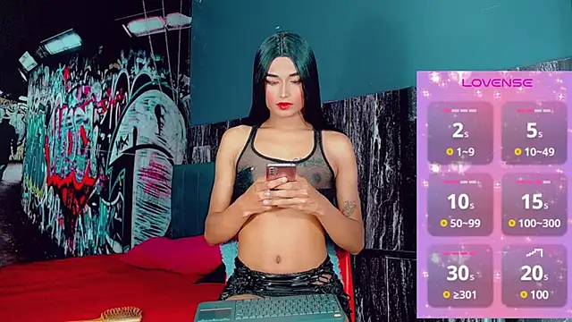 Snapshot of Isa__Secret chatting on February 2025 11:39:01 PM Isa Secret online show from February 2025 11:39:01 PM
