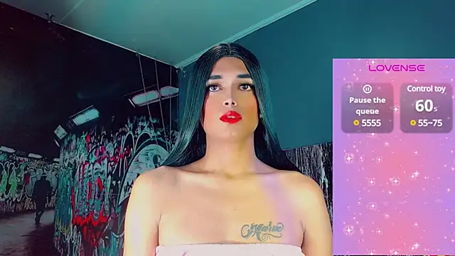 Snapshot of Isa__Secret chatting on February 2025 11:20:01 PM Isa Secret online show from February 2025 11:20:01 PM