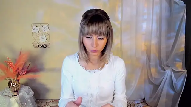 CharmBianca online show from October 2025 12:37:02 PM