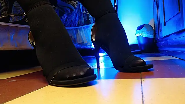 aleya bliss online show from February 2026 09:26:01 PM