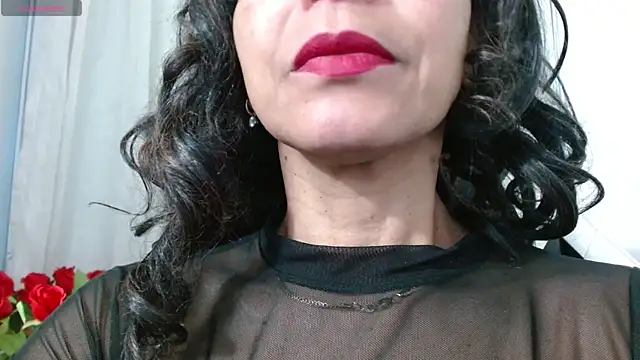 Lunasquirt1985 online show from April 2026 10:39:01 AM