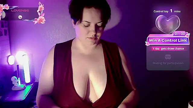 Snapshot of BlackkkVelvet chatting on February 2026 11:44:02 PM BlackkkVelvet online show from February 2026 11:44:02 PM