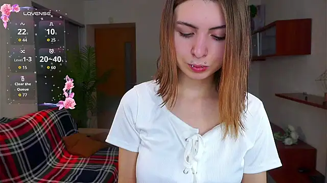 Snapshot of ErlinaBuoy chatting on October 2025 05:33:01 AM ErlinaBuoy online show from October 2025 05:33:01 AM