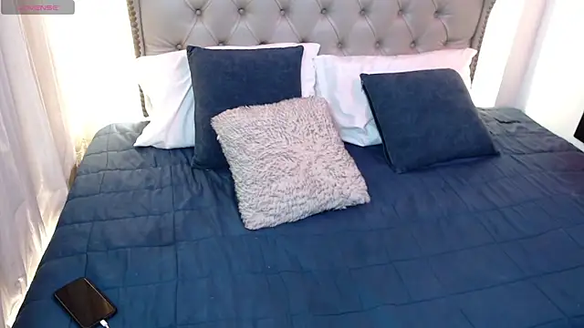 Snapshot of Liiamthompson chatting on May 2026 01:55:01 AM Liiamthompson online show from May 2026 01:55:01 AM