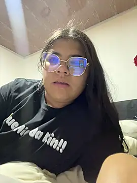 viccky vick online show from March 2025 07:49:02 PM