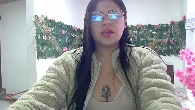 viccky vick online show from November 2025 09:41:02 PM