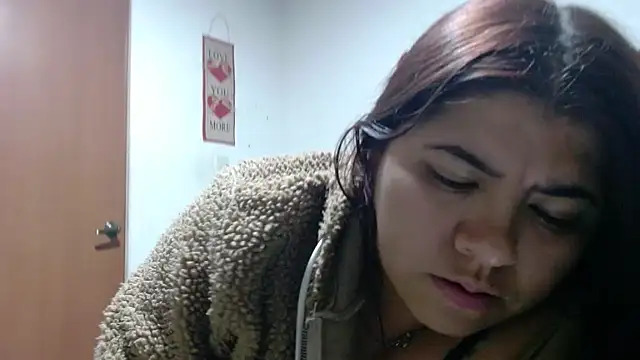 Snapshot of viccky_vick chatting on February 2026 04:12:02 AM viccky vick online show from February 2026 04:12:02 AM