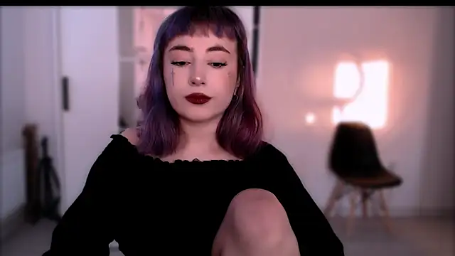 purplewitch online show from December 2025 10:33:01 AM