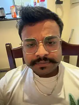 Snapshot of SoloChill chatting on January 2026 10:41:02 PM SoloChill online show from January 2026 10:41:02 PM